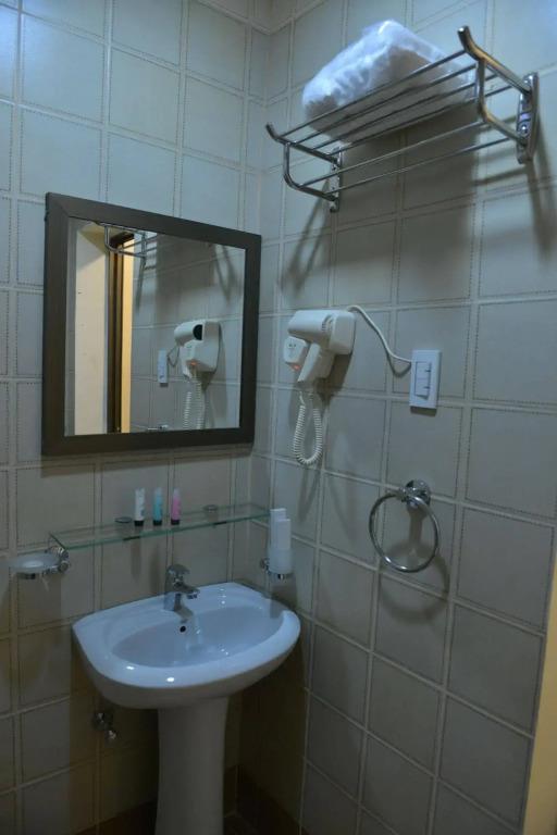 The First Tower Hotel Apartment 0*