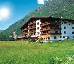 Alpenhotel Tirol 4*