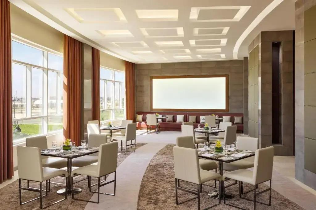 Millennium Hotel Hail 5*
