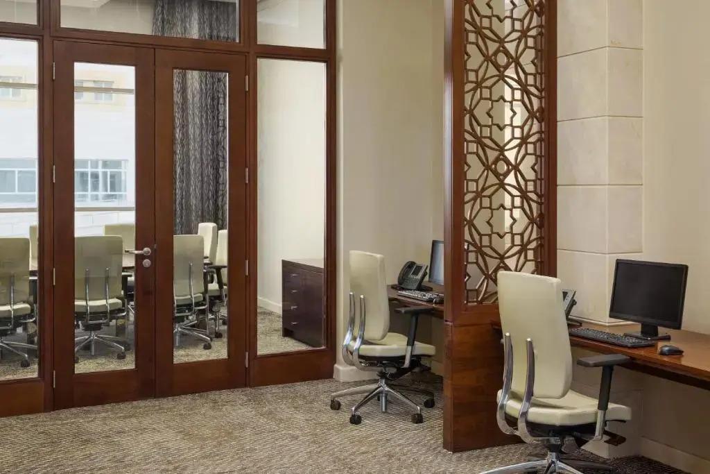 Millennium Hotel Hail 5*