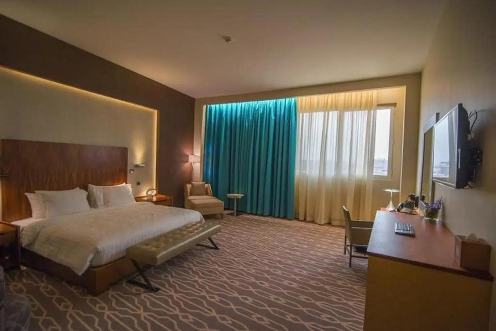 Millennium Hotel Hail 5*