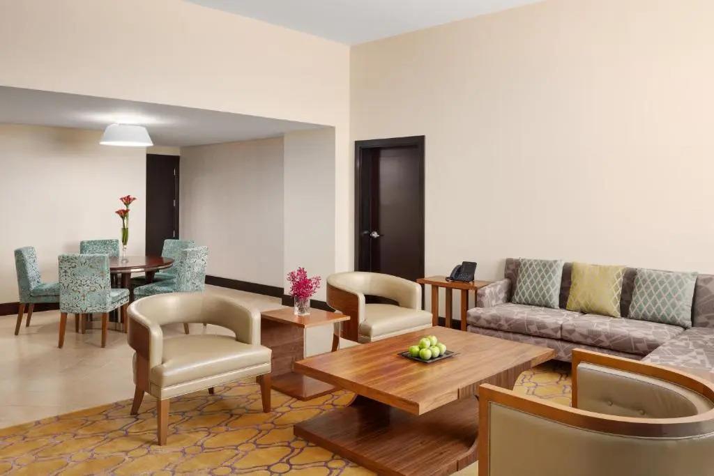 Millennium Hotel Hail 5*