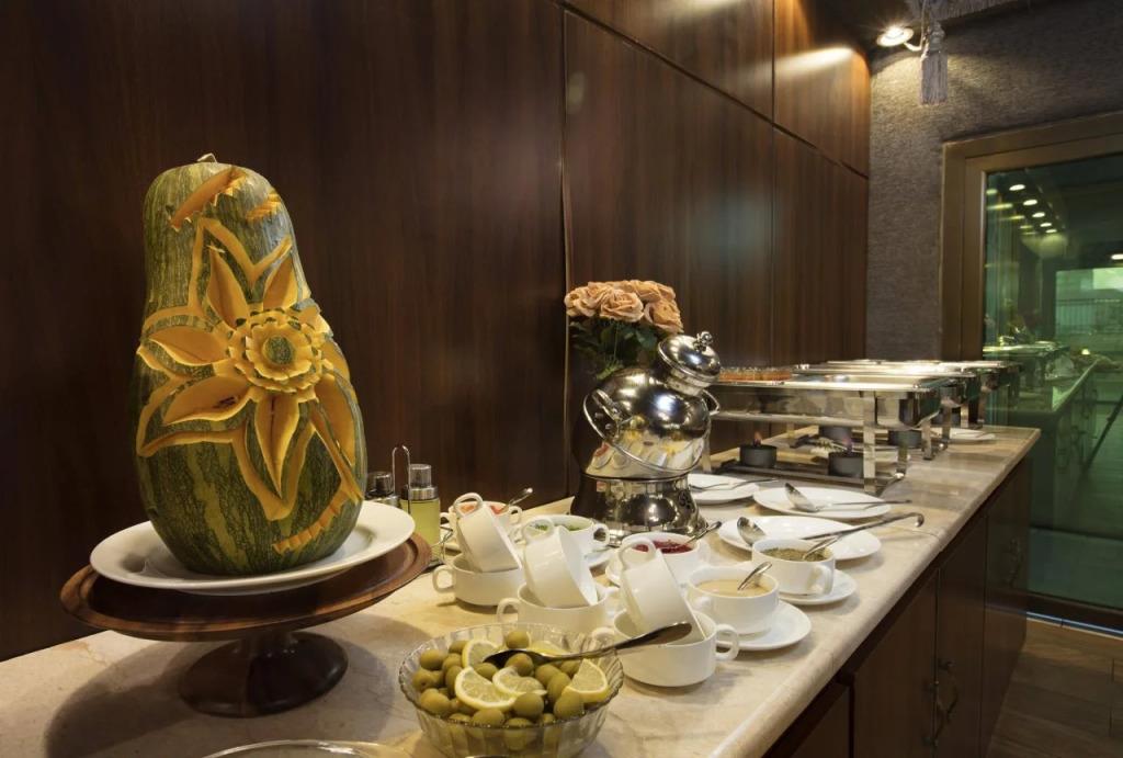 Palms Lily Hotel Suites 3*
