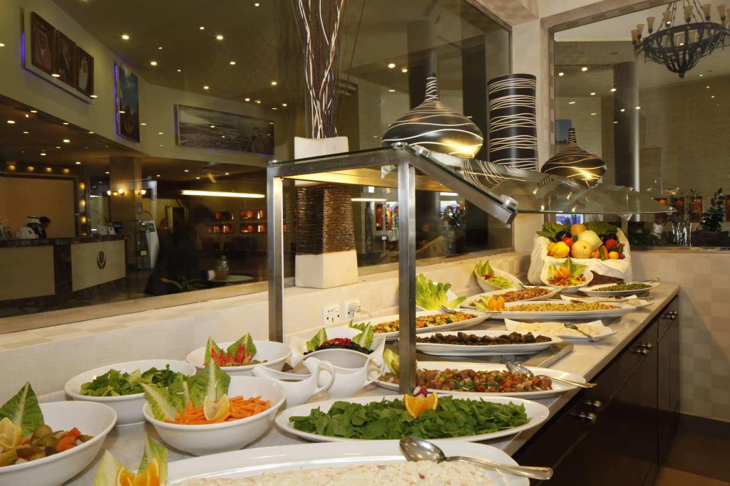 Golden Tulip Hail 4*