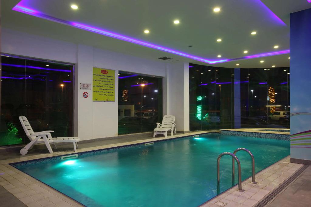 Golden Tulip Hail 4*