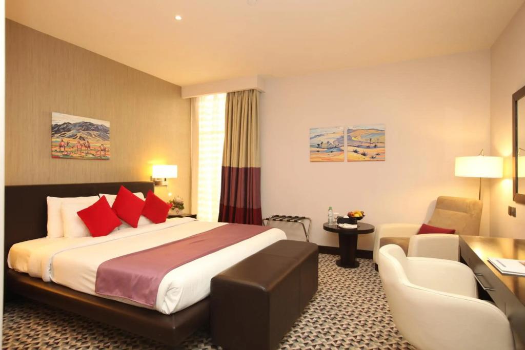 Golden Tulip Hail 4*