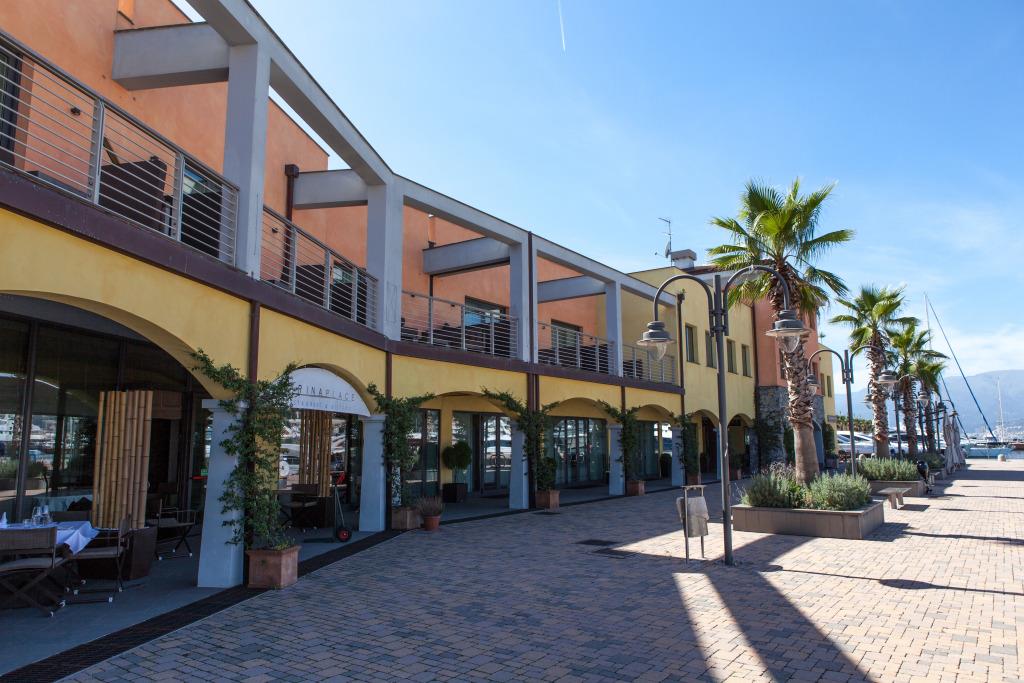 MarinaPlace Resort & Spa 4*