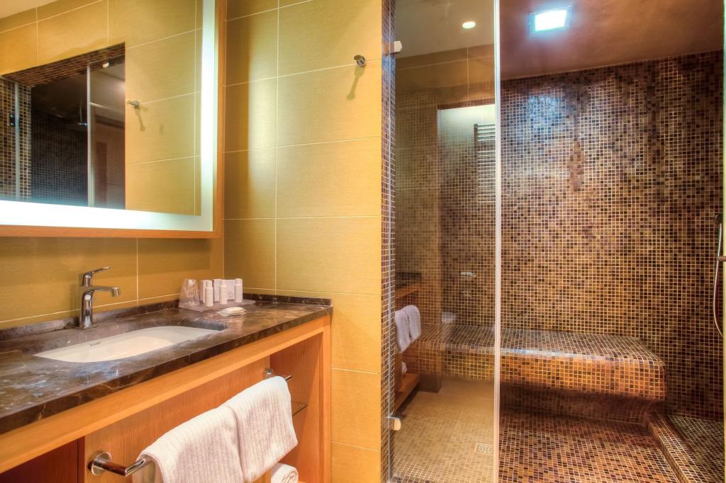 MarinaPlace Resort & Spa 4*