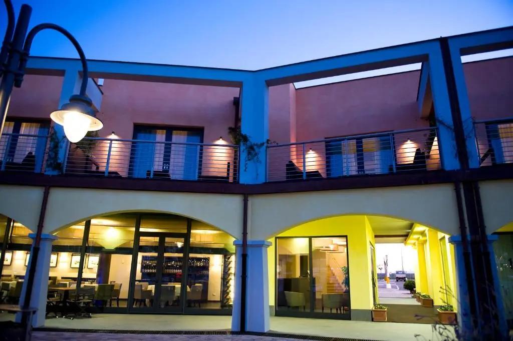 MarinaPlace Resort & Spa 4*
