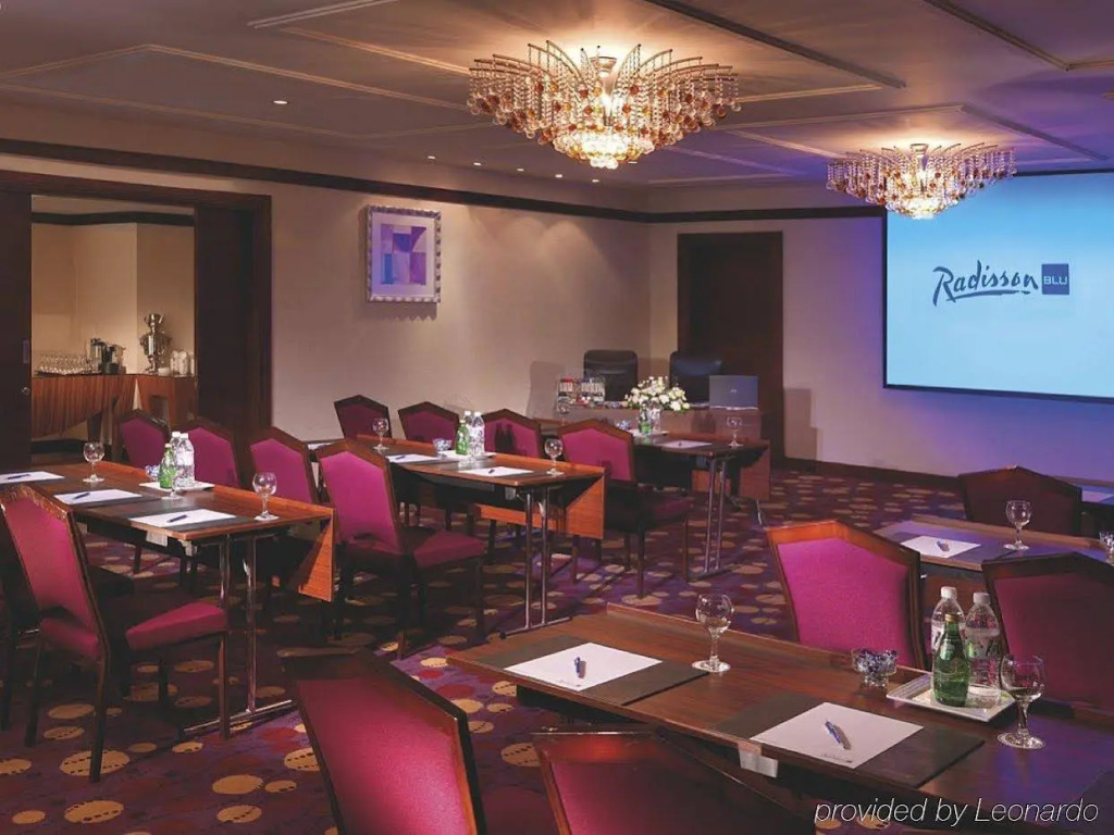 Radisson Blu Hotel, Jeddah 5*
