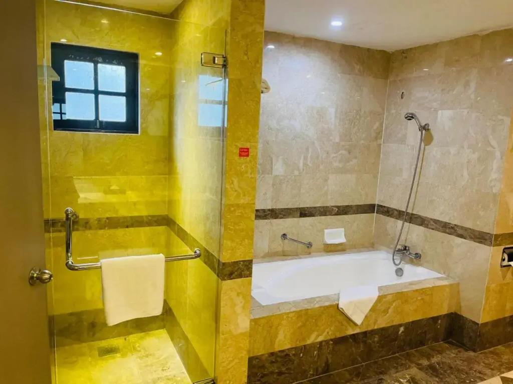 Mines Beach Resort 4*