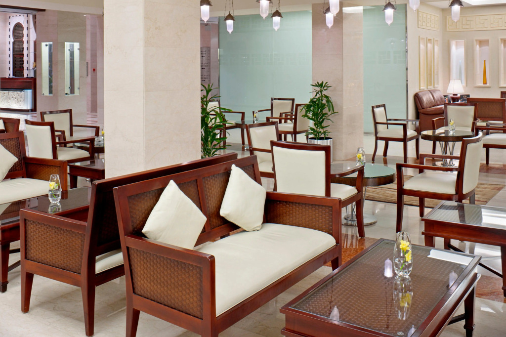 Crowne Plaza Jeddah by IHG 5*