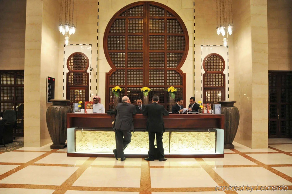 Crowne Plaza Jeddah by IHG 5*