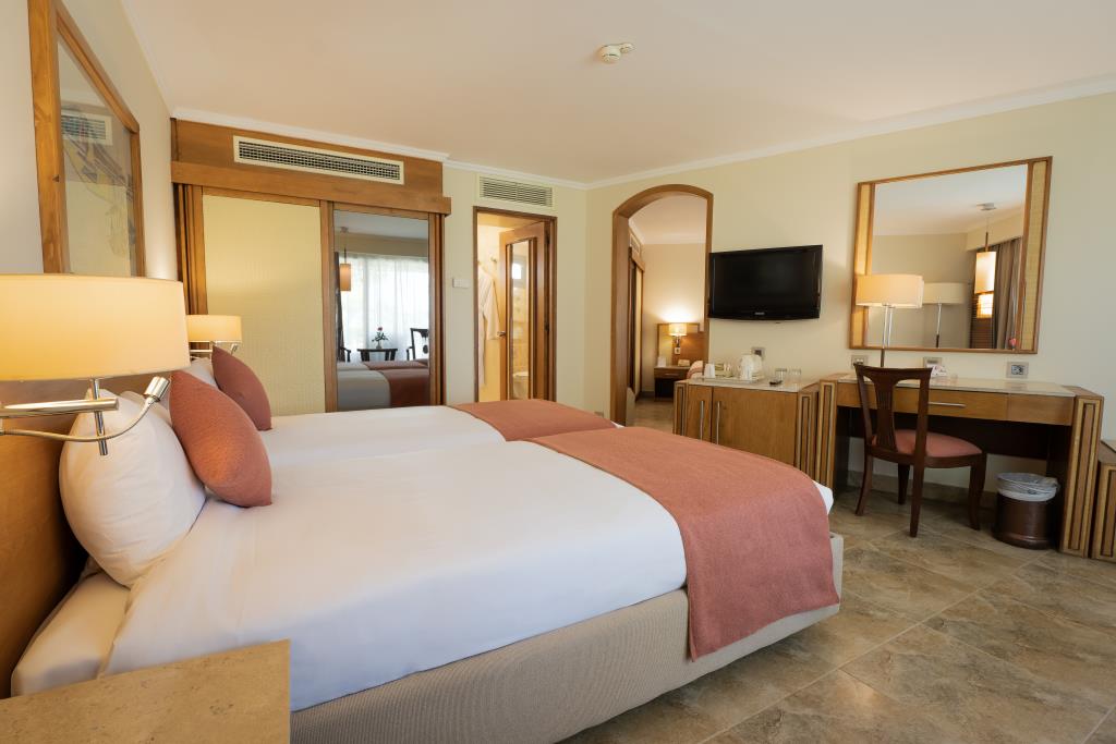 Курортный отель Jolie Ville Hotel & Spa Kings Island Luxor 5*
