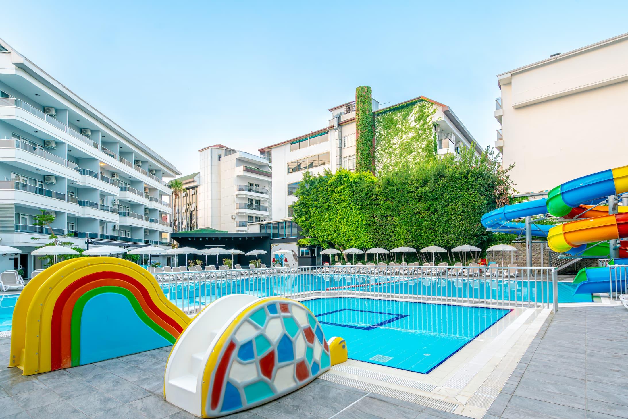 Avena Resort & Spa Hotel 4*
