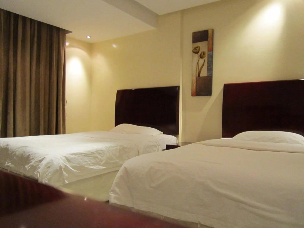 Al Salam Hotel Riyadh 3*