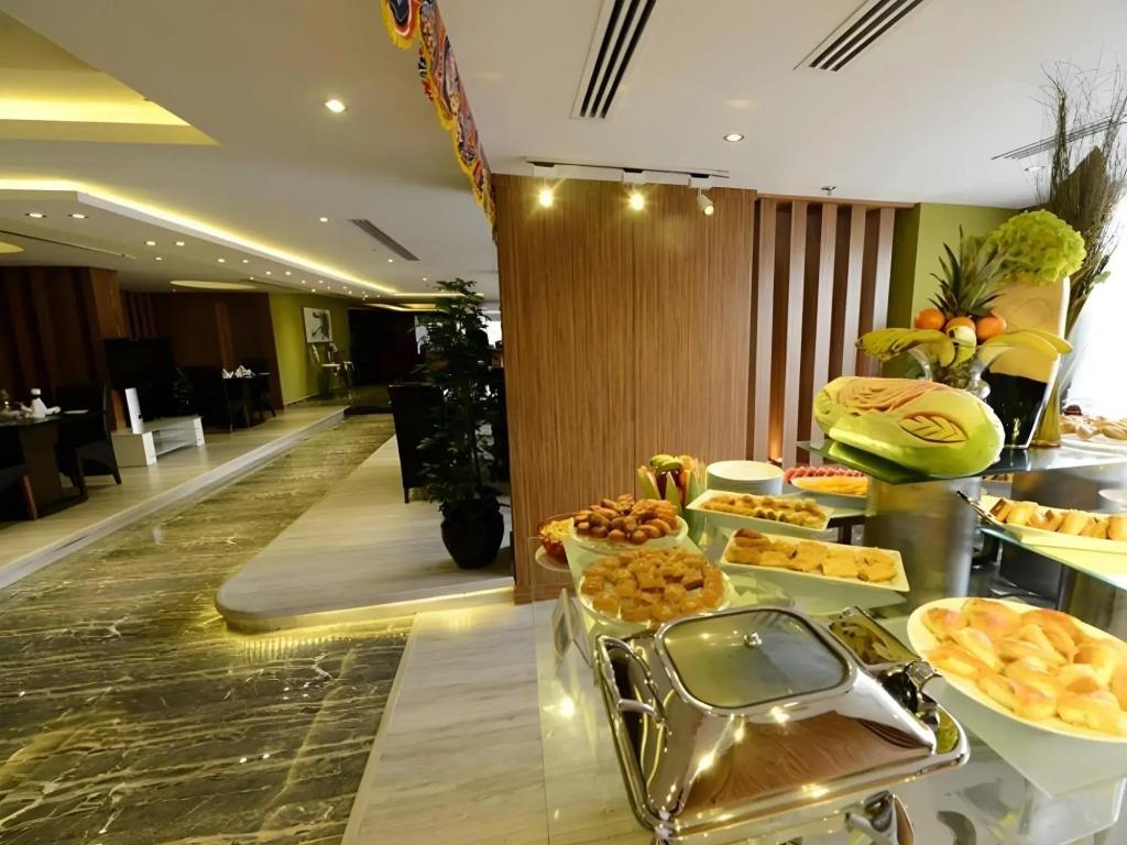 Mira Business Hotel 3*