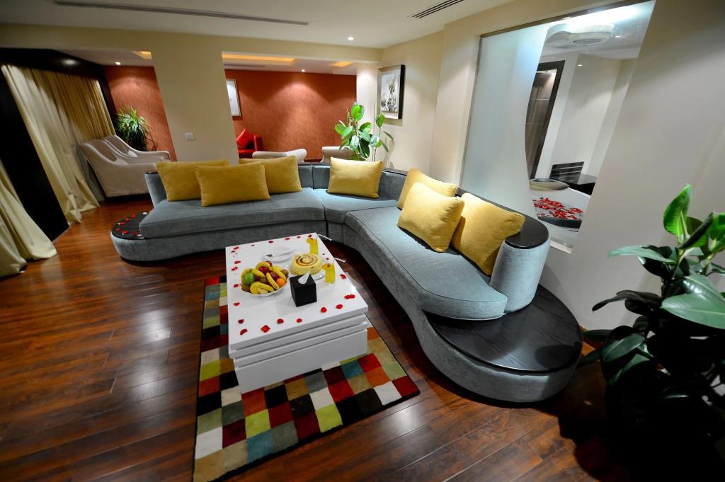 Mira Business Hotel 3*