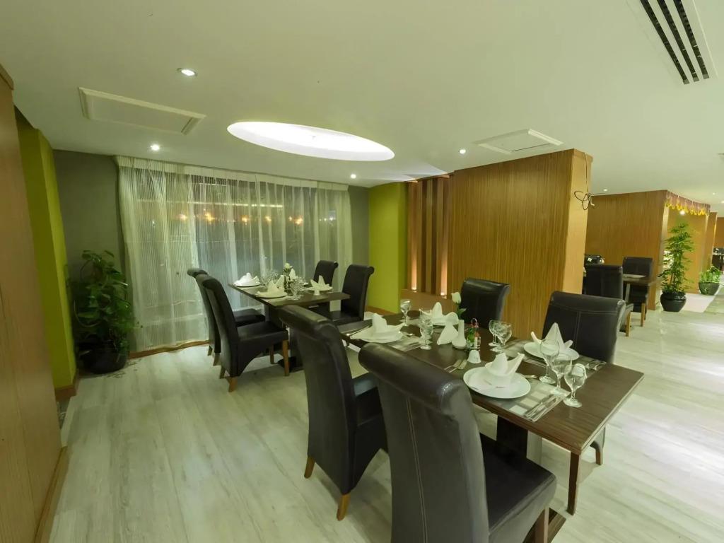 Mira Business Hotel 3*