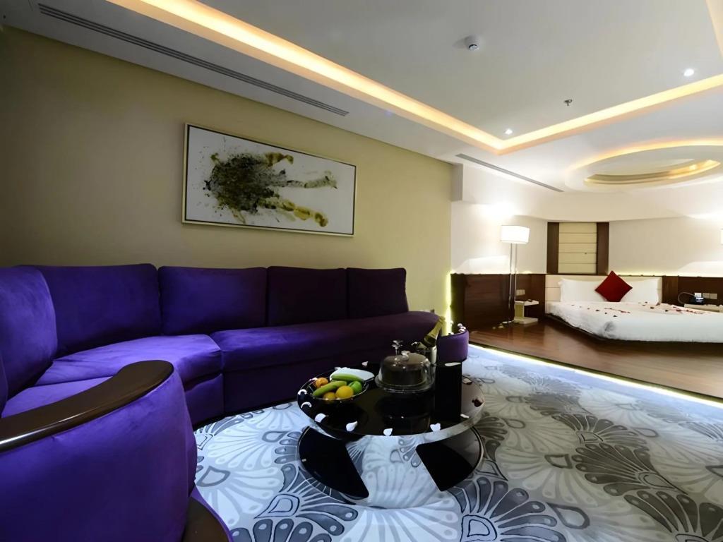 Mira Business Hotel 3*