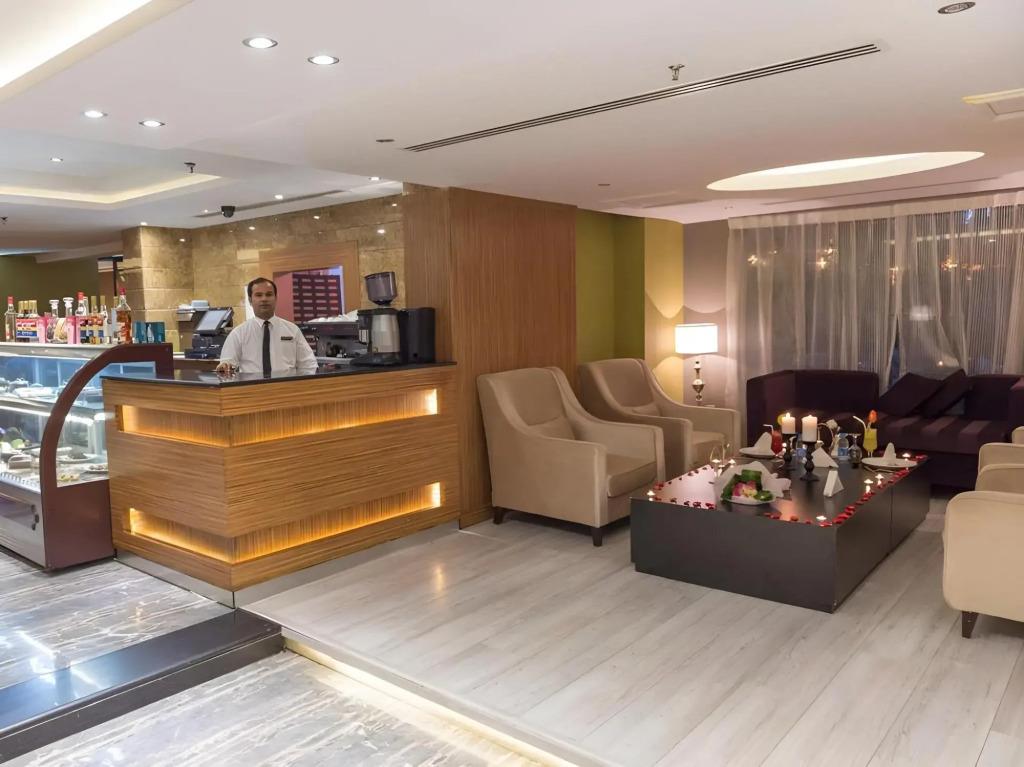 Mira Business Hotel 3*