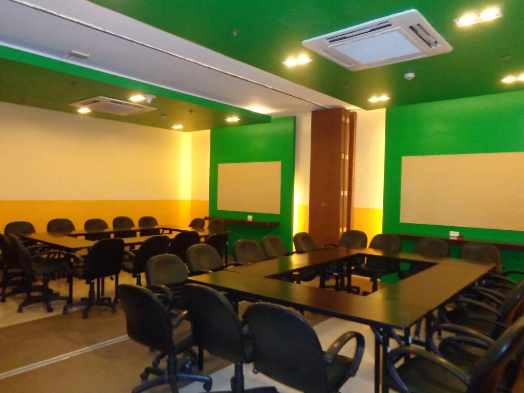 Go Hotels Tacloban 3*
