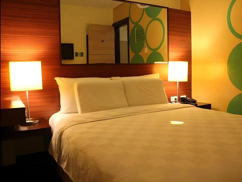 Go Hotels Tacloban 3*