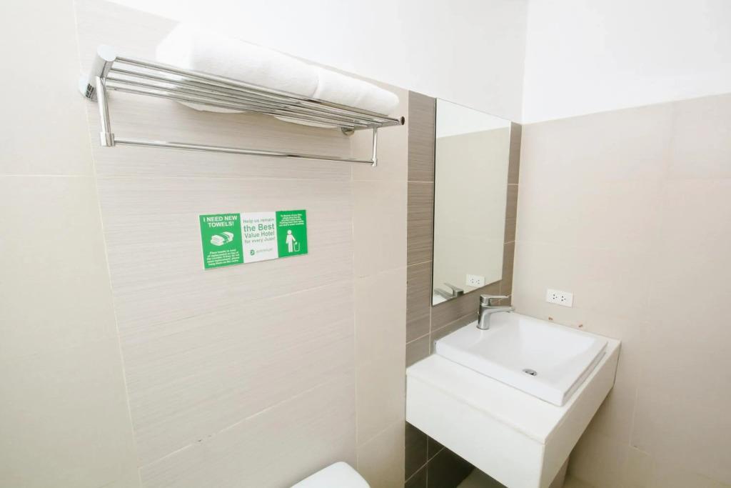 Go Hotels Tacloban 3*