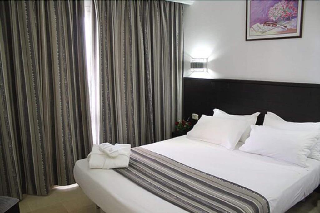 Andalucia Beach Hotel & Residence 3*