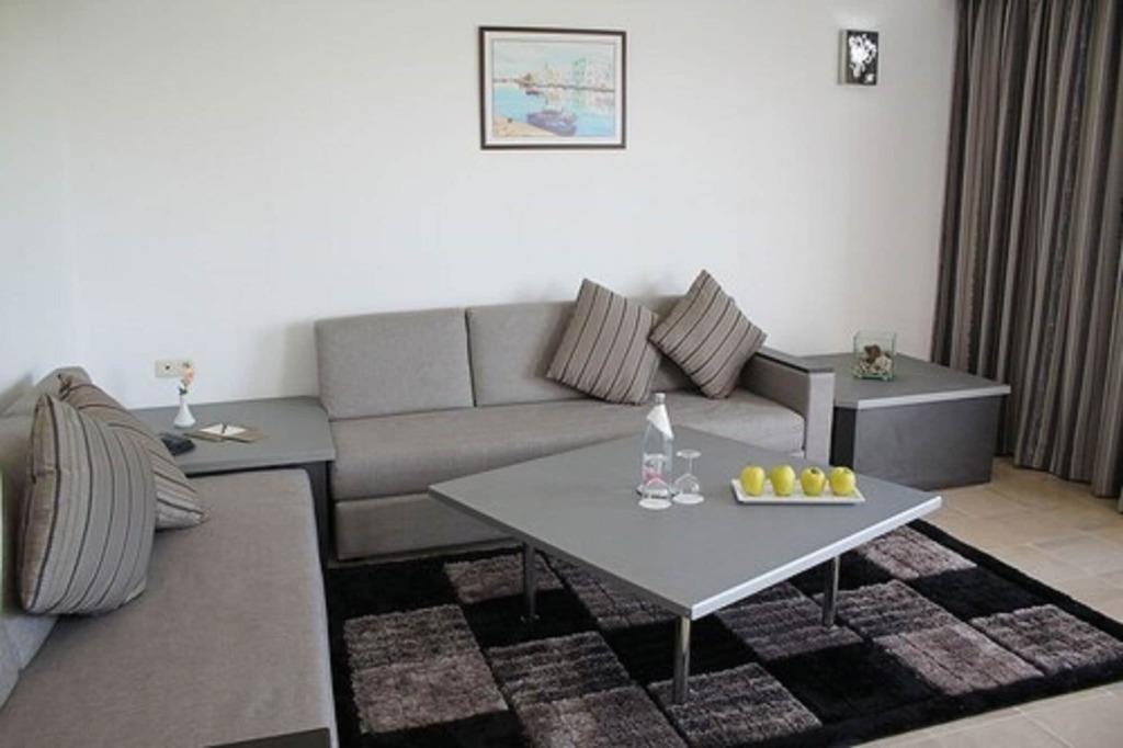 Andalucia Beach Hotel & Residence 3*