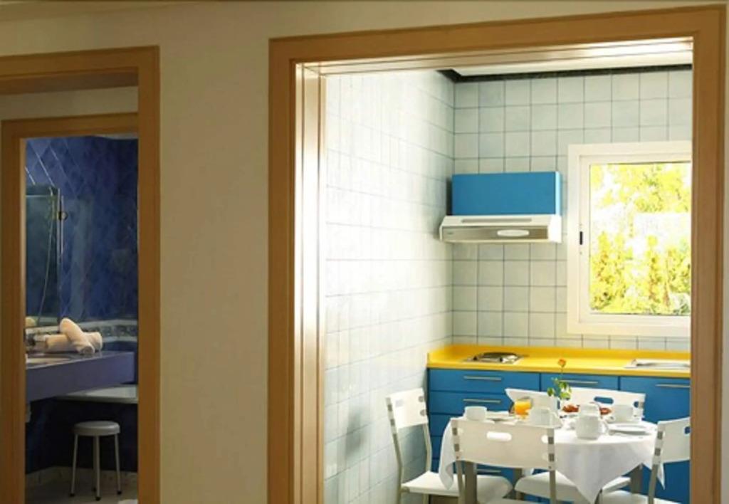 Andalucia Beach Hotel & Residence 3*