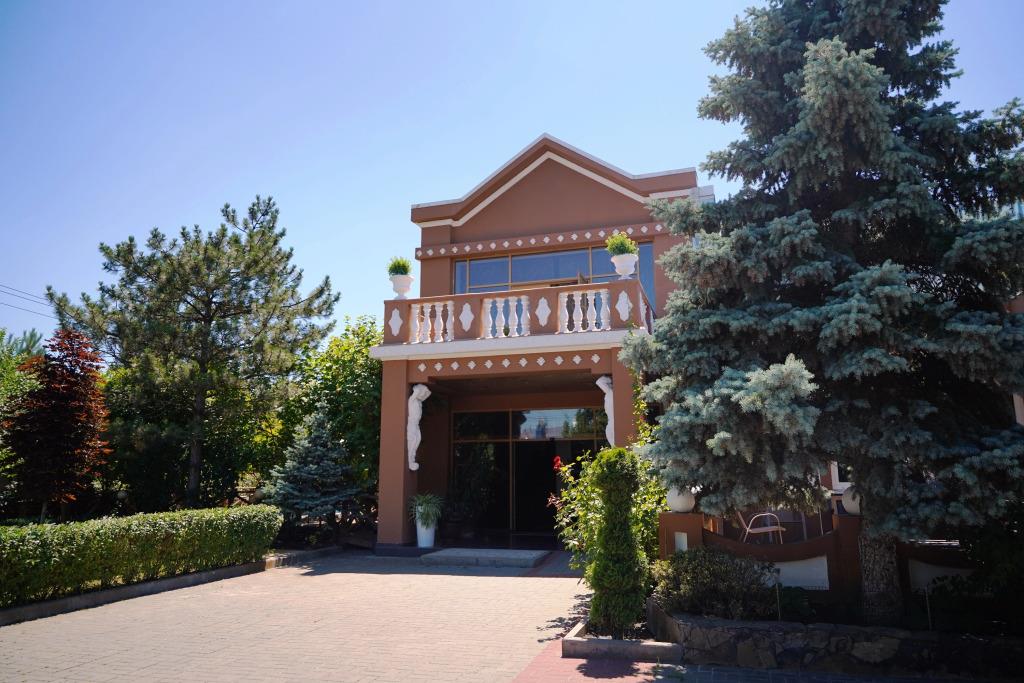 Отель Александр 0*
