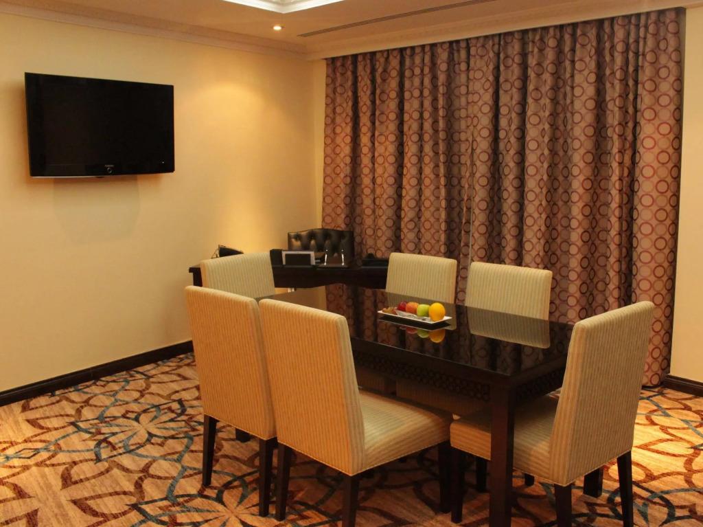 Dallah Taibah Hotel 4*