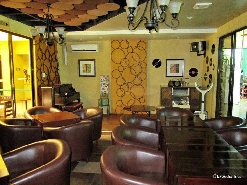 Country Village Hotel 3*