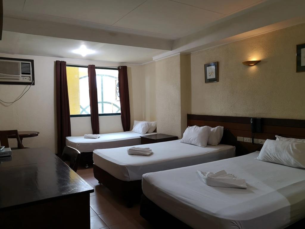 Country Village Hotel 3*