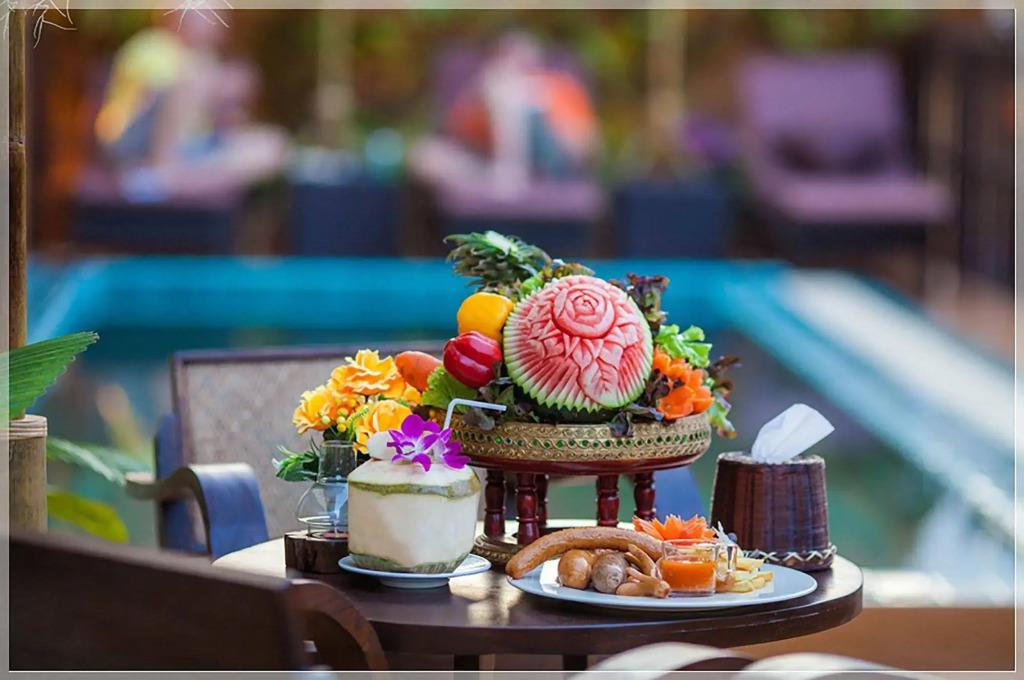 CM Night Bazaar Boutique Hotel 2*