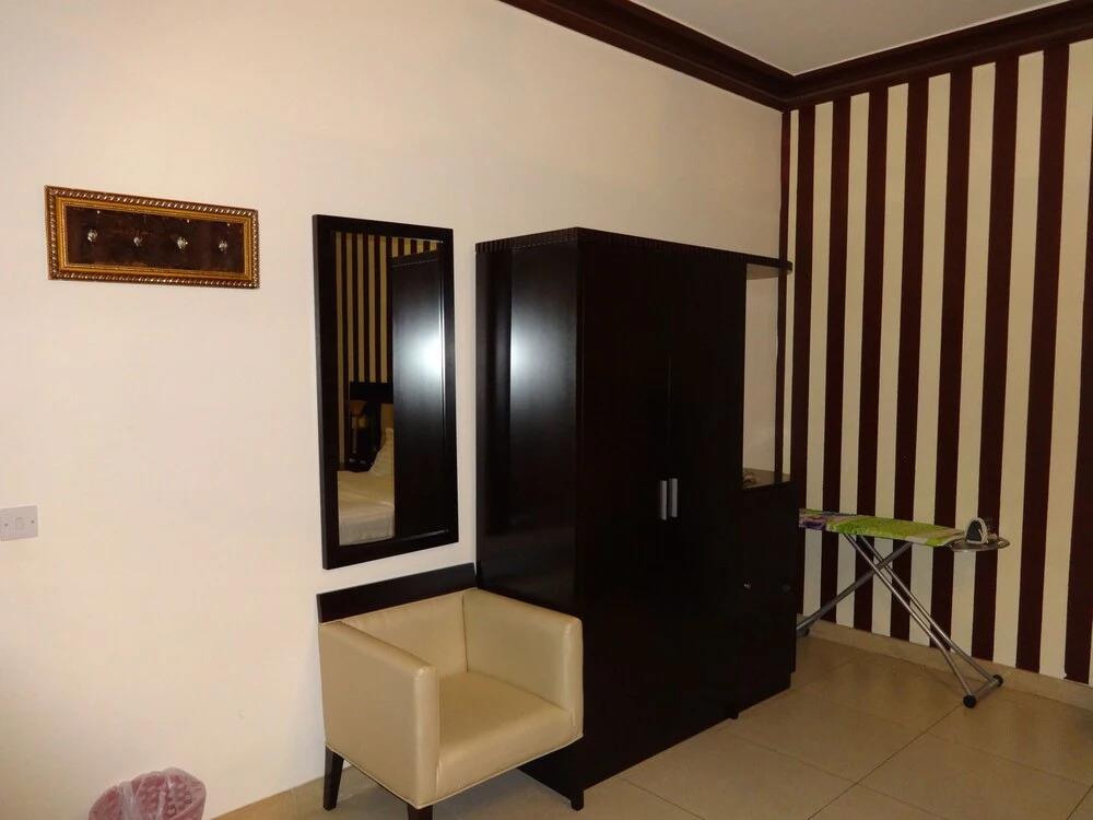 Orans Suites 2 0*