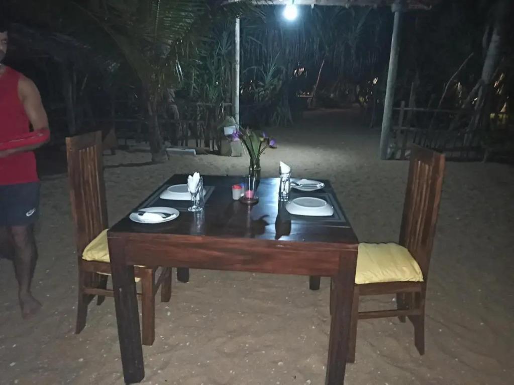 Ravana - Beach 1*
