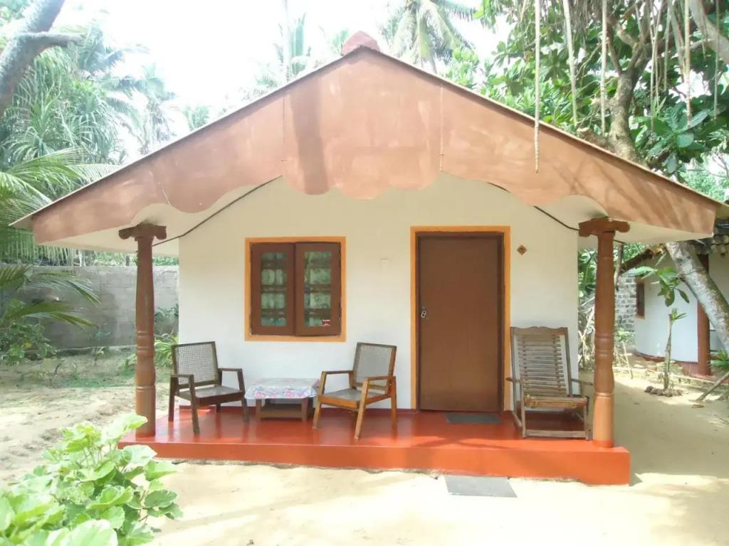 Ravana - Beach 1*