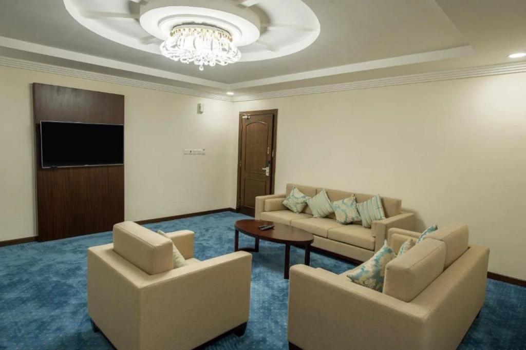 Laten Suites 3*