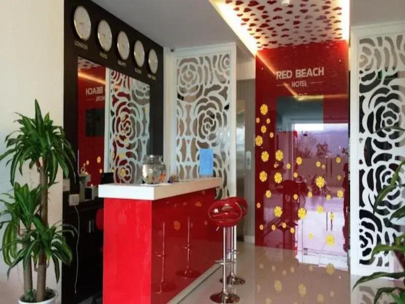 Red Beach Hotel 0*