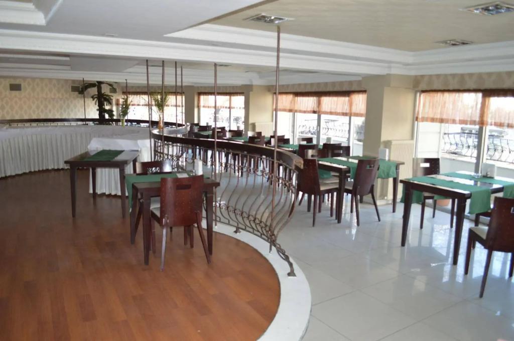 Nobel Hotel Ankara 2*