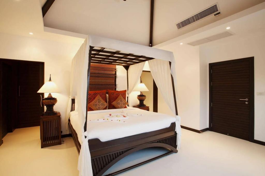 Villas Aelita Phuket 4*