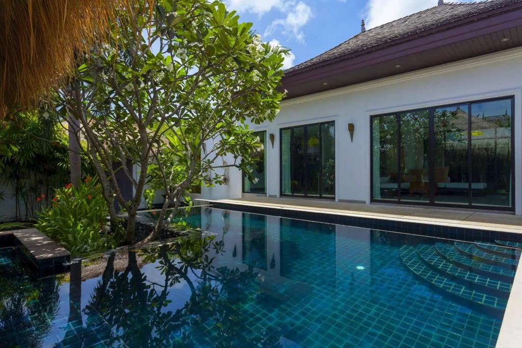 Villas Aelita Phuket 4*