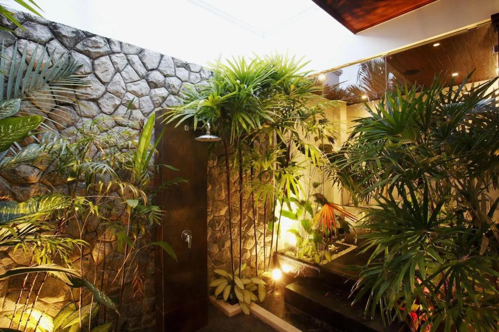 Villas Aelita Phuket 4*