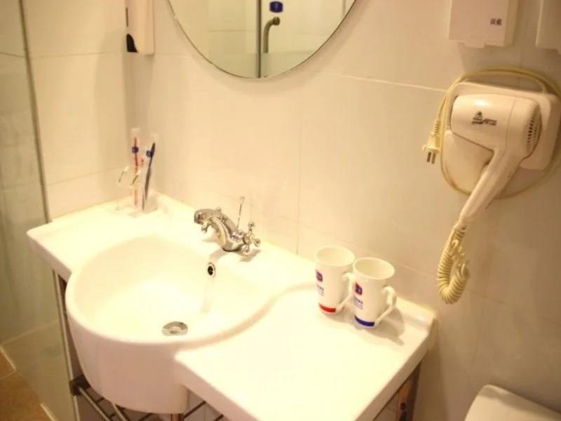 Hanting Hotel Chengdu Kuanzhai Alley 2*