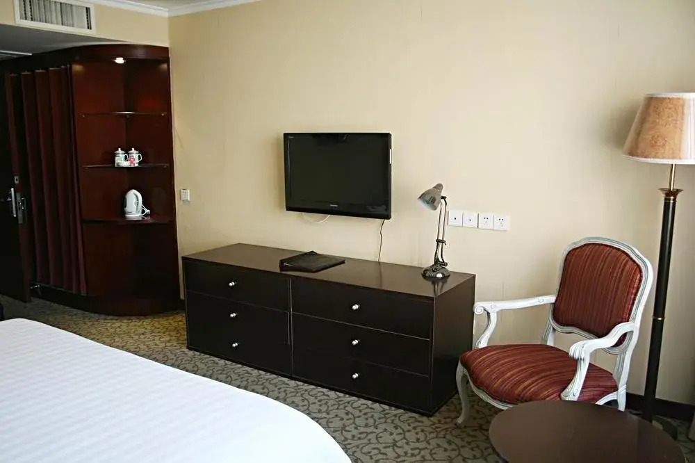 Binhai International Airport 3*