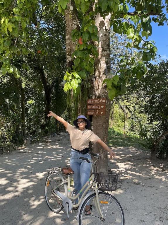 Sawasdee Lagoon Camping & Restaurant 2*