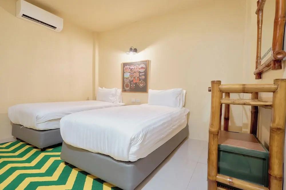 Sawasdee Lagoon Camping & Restaurant 2*