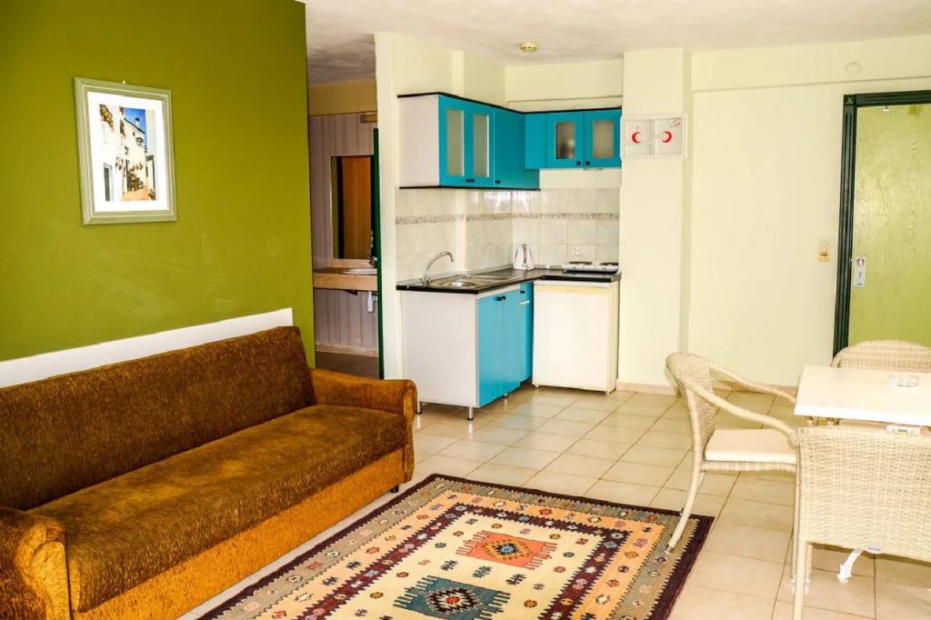 Green Park 3*